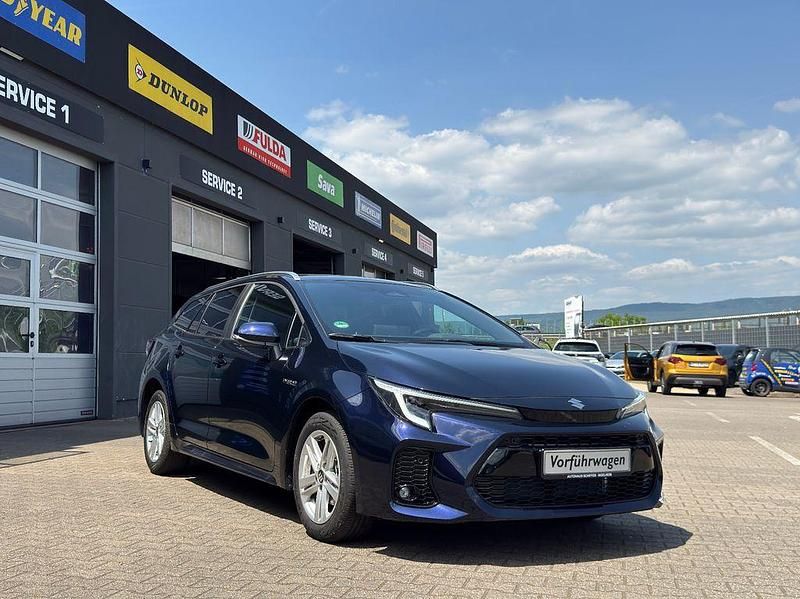 Gebraucht Suzuki Swace 98 PS (72 kW) 2024 Blau Kombi