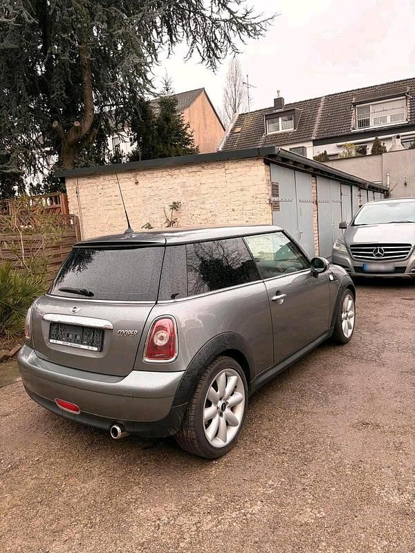 Usata Mini Cooper 120 CV (88 kW) 2009 Grigio Utilitaria