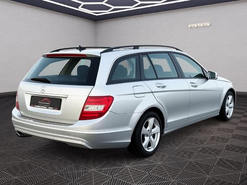 Gebraucht Mercedes C220 170 PS (125 kW) 2011 Silber Kombi