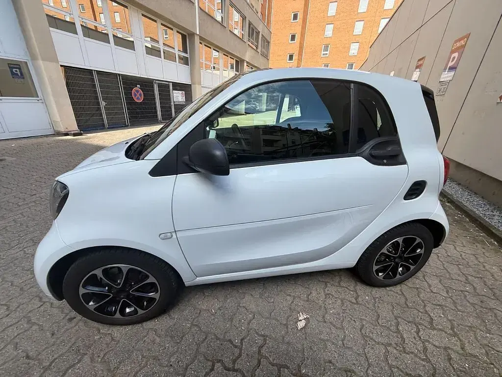 Gebraucht Smart ForTwo Coupé 71 PS (52 kW) 2017 Weiß Coupé