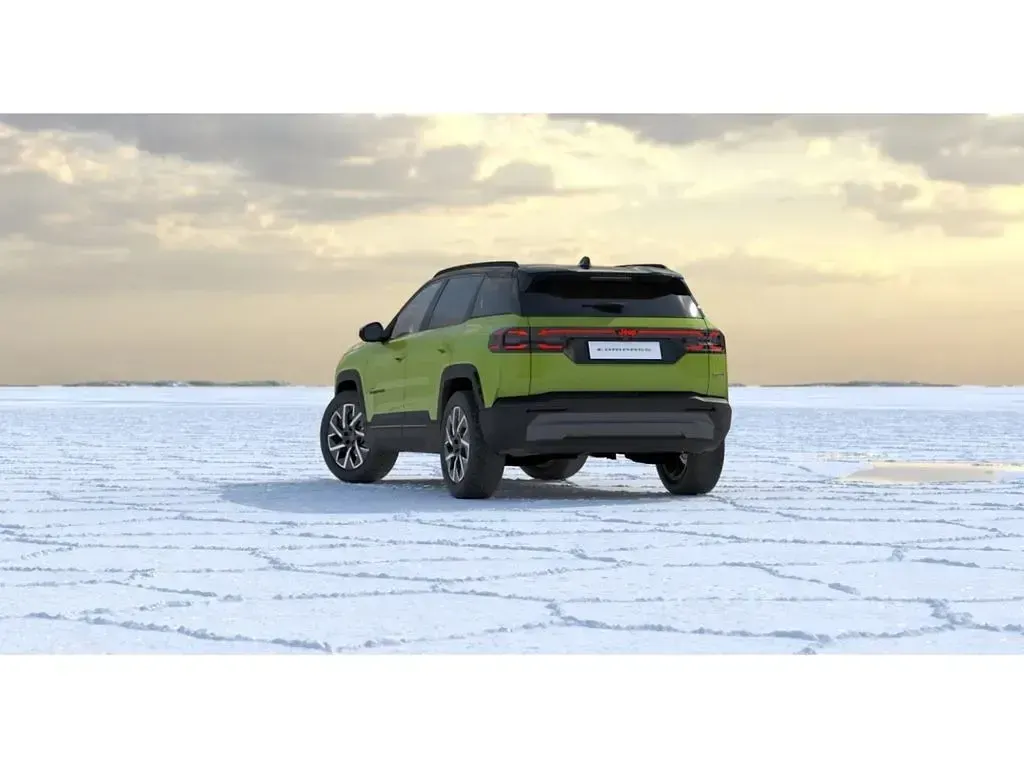 Neu Jeep Compass 145 PS (106 kW) 2026 Gruen SUV