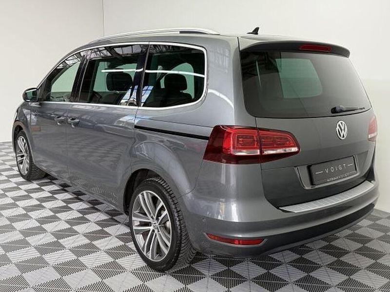 Gebraucht VW Sharan Highline 184 PS (135 kW) 2015 Indiumgrau metallic Van / Kleinbus