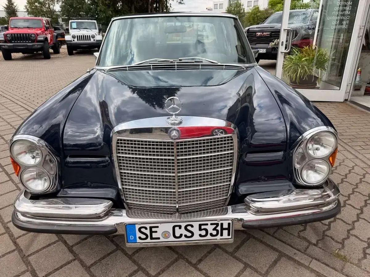 Gebraucht Mercedes S280 Classic 194 PS (142 kW) 1972 Blau Limousine