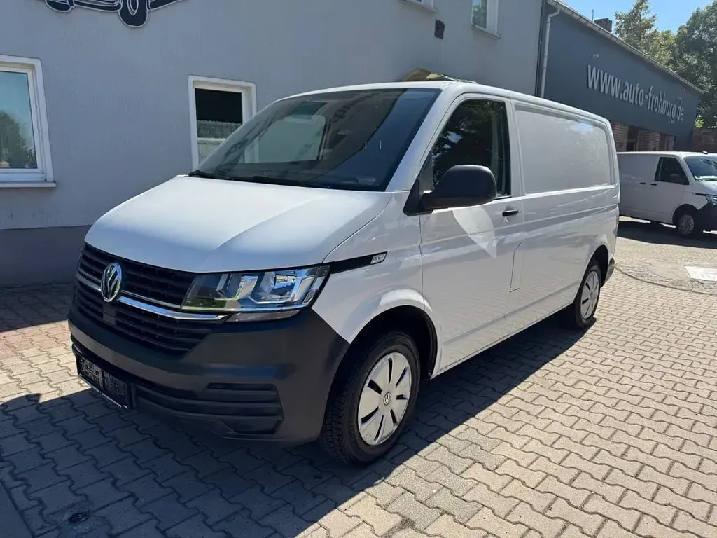 Gebraucht VW T6.1 90 PS (66 kW) 2021 Weiß Van