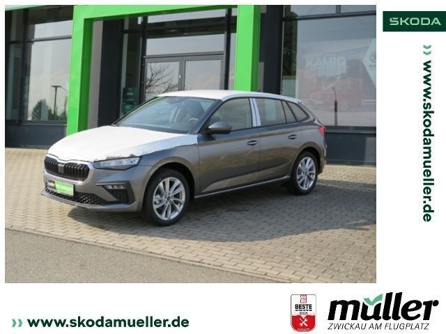 Grau (graphitegrau metallic) Neu 2025 Skoda Scala Kleinwagen | 33.039 € - Bild 1/4