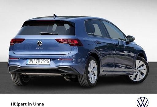 Gebraucht VW Golf VIII Life 204 PS (150 kW) 2025 Blau Limousine