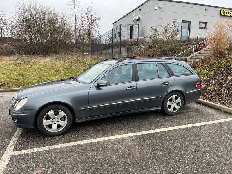 Gebraucht Mercedes E280 Avantgarde 231 PS (169 kW) 2007 Grau Kombi