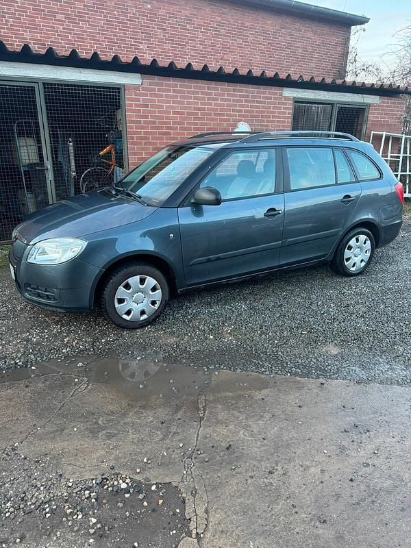 Gebraucht 2008 Skoda Fabia Limousine | 999 € (Superpreis) - Bild 1/4