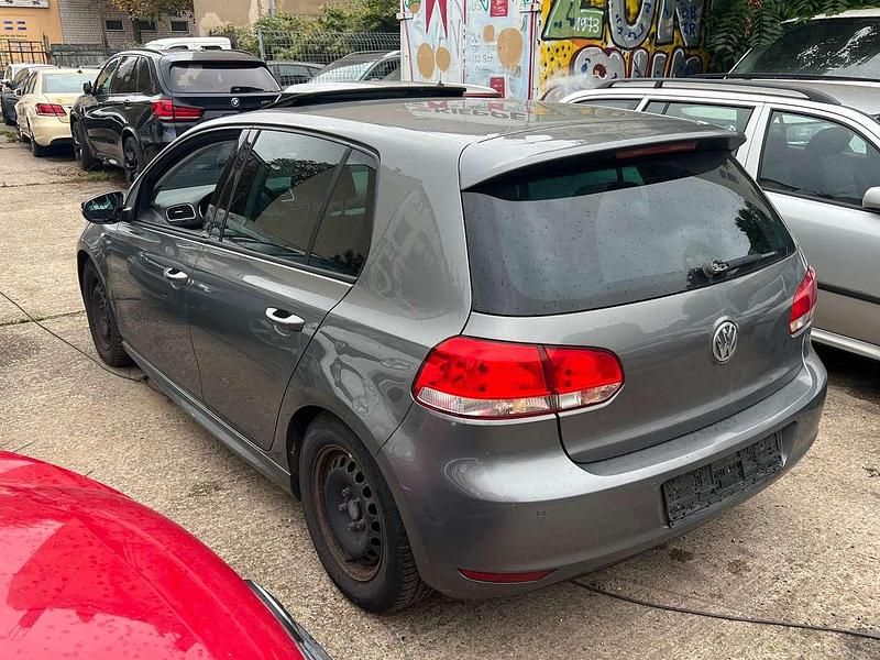 Gebraucht VW Golf VI Match 86 PS (63 kW) 2012 United grey Kleinwagen