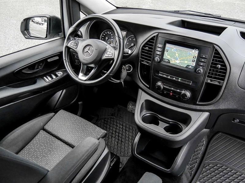 Gebraucht Mercedes Vito 190 PS (139 kW) 2022 Weiß Van