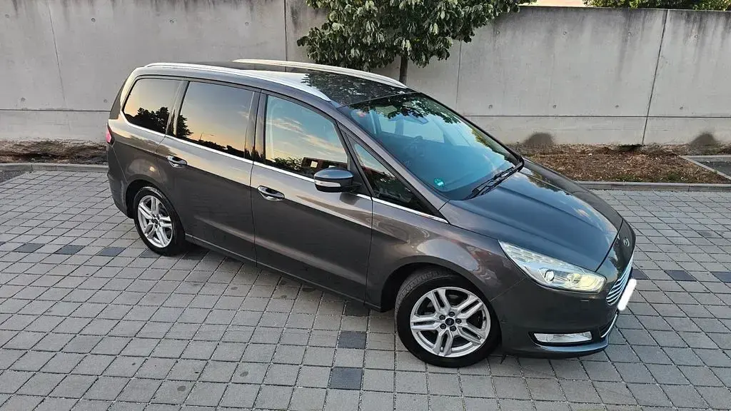 Gebraucht Ford Galaxy Titanium 179 PS (131 kW) 2016 Grau Van / Kleinbus