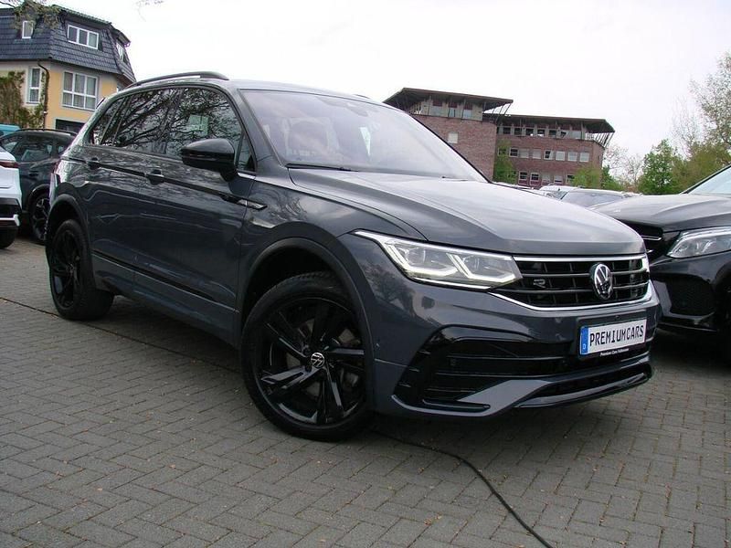 Grau Gebraucht 2022 VW Tiguan R-line SUV | 36.980 € (Fairer Preis) - Bild 1/4