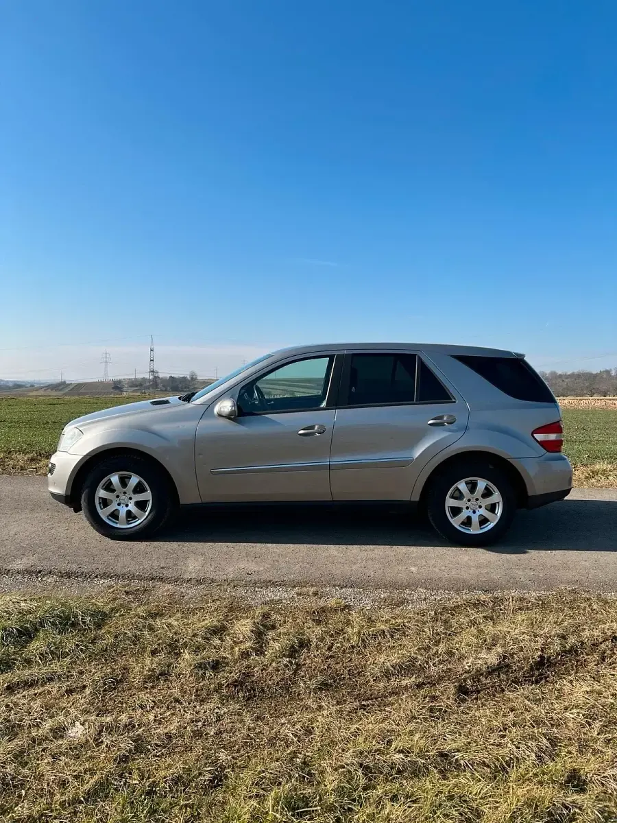 Second-hand Mercedes ML280 190 CP (139 kW) 2006 Argintiu SUV