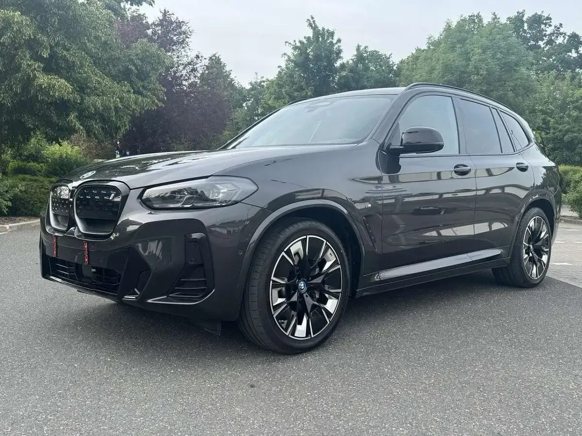 Brugt BMW iX3 Impressive 210 kW (286 HK) 2024 Grå SUV