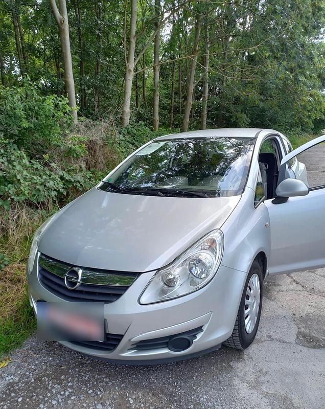 Gebraucht Opel Corsa 60 PS (44 kW) 2009 Silber Kleinwagen