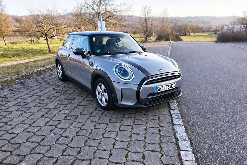 Gebraucht Mini Cooper Essential 136 PS (100 kW) 2022 Kleinwagen