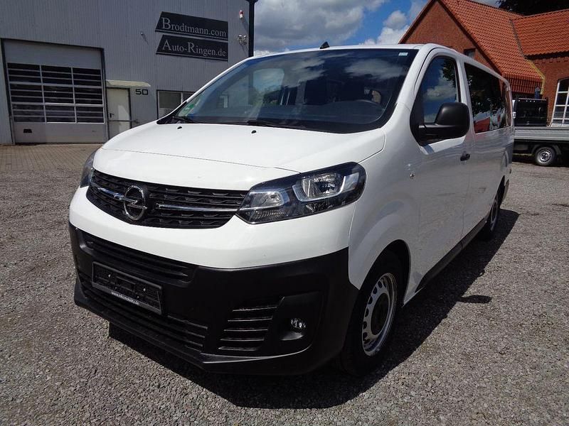 Jade weiss/arktis weiss Gebraucht 2022 Opel Vivaro Edition Van | 22.967 € (Teuer) - Bild 1/4