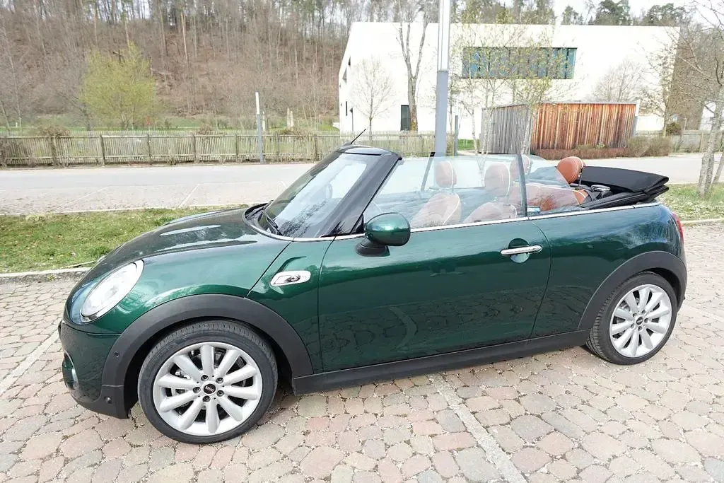 Usata Mini Cooper S Cabriolet 192 CV (141 kW) 2016 Verde Cabrio