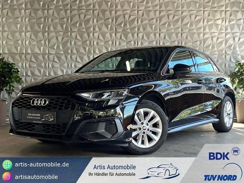 Schwarz Gebraucht 2022 Audi A3 Sport Limousine | 21.890 € (Guter Preis) - Bild 1/4