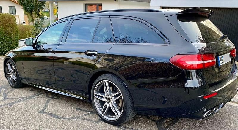 Gebraucht Mercedes E400 340 PS (250 kW) 2019 Schwarz Limousine