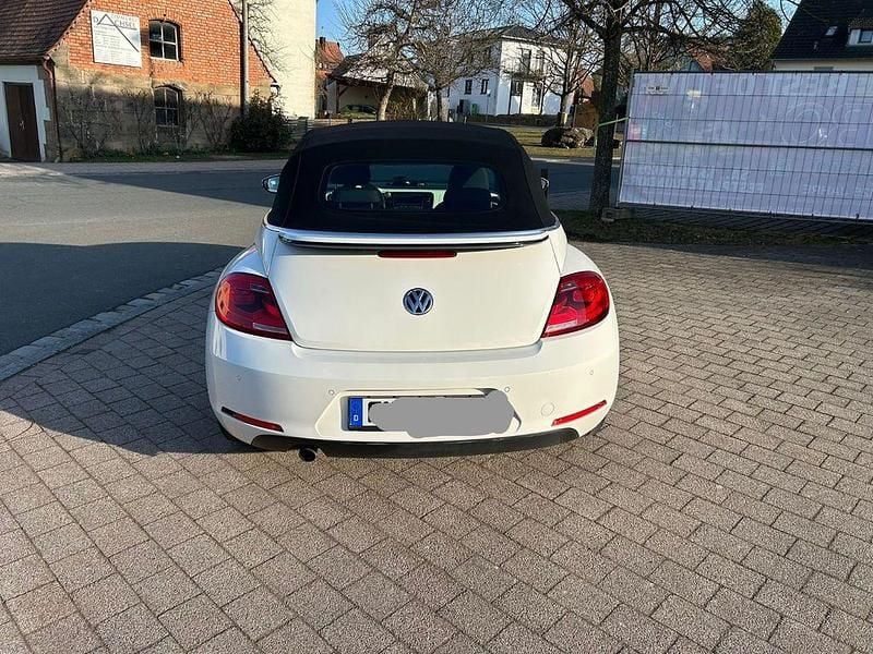 Gebraucht VW Beetle 105 PS (77 kW) 2014 Weiß Kleinwagen