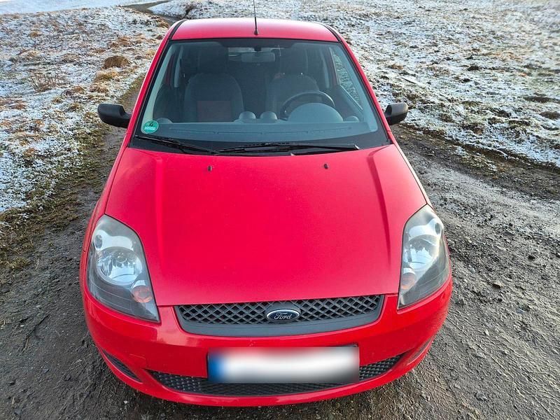 Gebraucht Ford Fiesta 70 PS (51 kW) 2006 Rot Kleinwagen