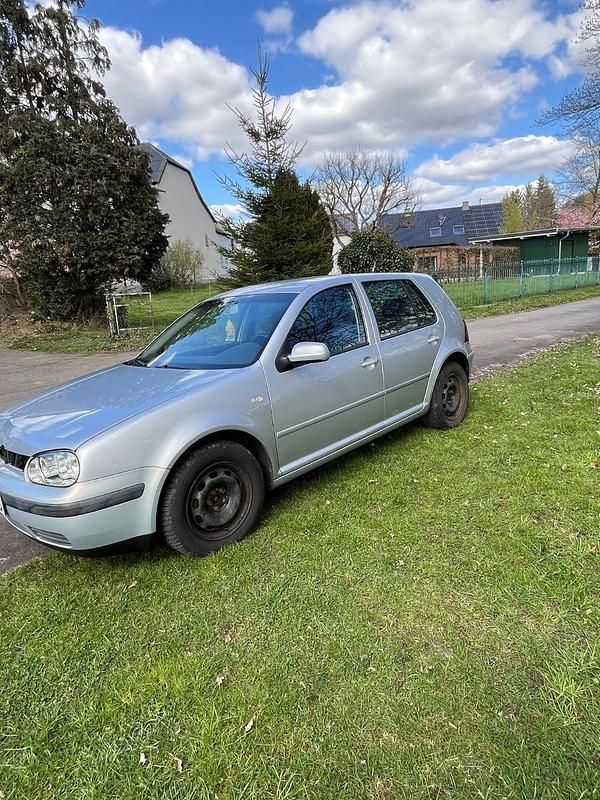 Gebraucht VW Golf IV Basis 105 PS (77 kW) 2003 Schwarz Limousine