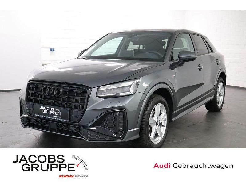 Grau Gebraucht 2024 Audi Q2 S-Line SUV | 29.440 € (Fairer Preis) - Bild 1/4