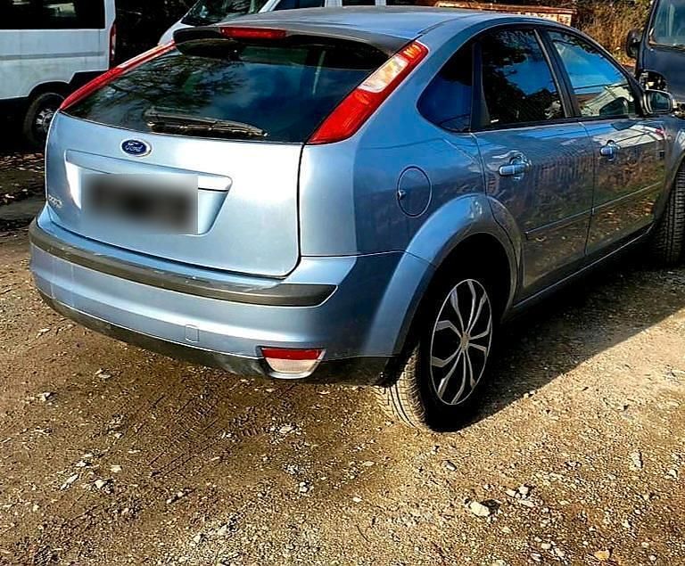 Second-hand Ford Focus 75 CP (55 kW) 2007 Verde Berlinǎ