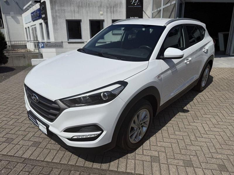 Polar white Gebraucht 2017 Hyundai Tucson GO! SUV | 16.990 € (Fairer Preis) - Bild 1/4