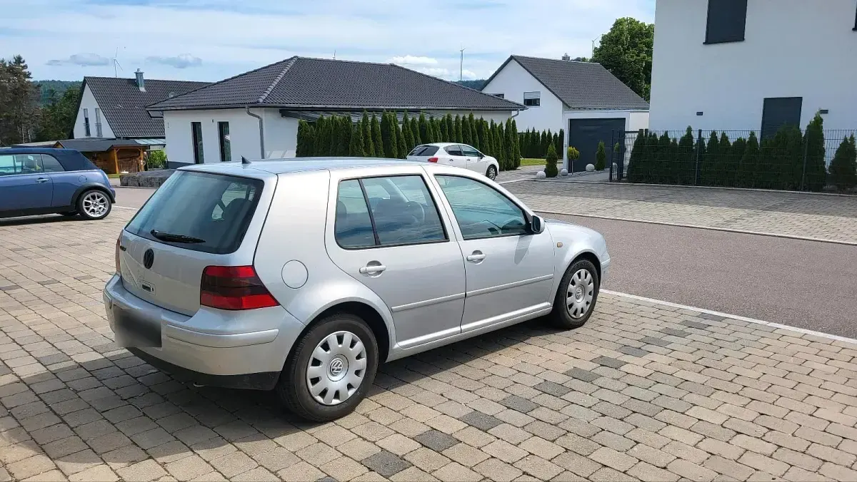 Gebraucht VW Golf III 101 PS (74 kW) 1998 Silber Limousine