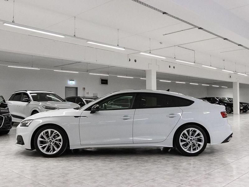 Gebraucht Audi A5 Sportback Advanced Plus 204 PS (150 kW) 2024 Gletscherweiß metallic Kleinwagen