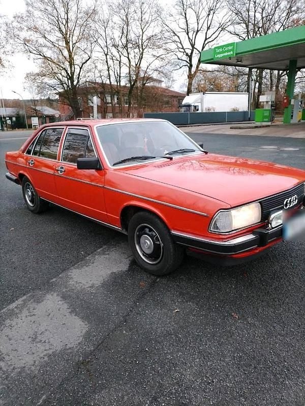 Second-hand Audi 100 86 CP (63 kW) 1980 Roșu Berlinǎ