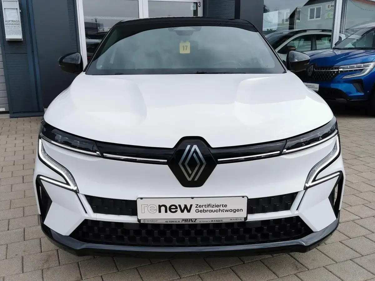 Gebraucht Renault Megane E-Tech Techno 96 kW (131 PS) 2022 Weiß Coupé