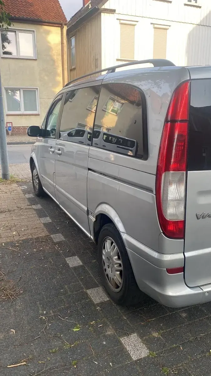 Gebraucht Mercedes Viano 150 PS (110 kW) 2004 Silber Van / Kleinbus