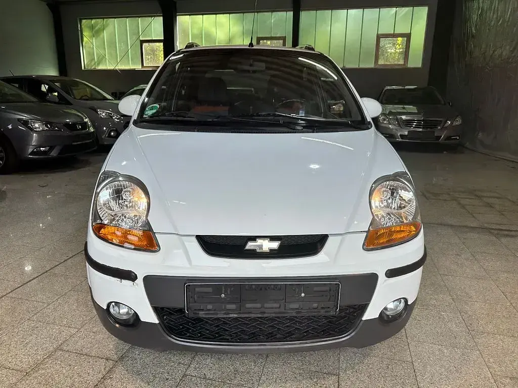 Gebraucht Chevrolet Matiz 52 PS (38 kW) 2010 Weiß Kleinwagen