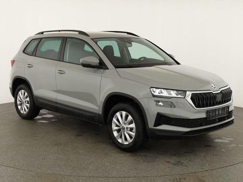 Neu Skoda Karoq Selection 150 PS (110 kW) 2025 Graphite grau metallic SUV