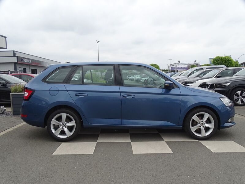 Gebraucht Skoda Fabia Active 60 PS (44 kW) 2021 Blau (metallic) Kleinwagen