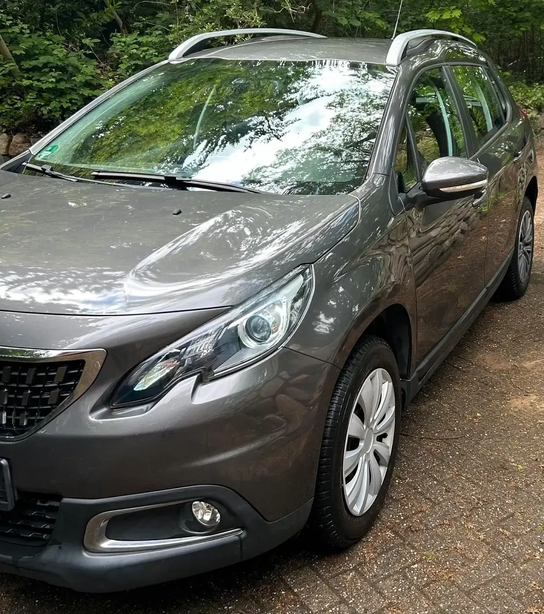 Gebraucht Peugeot 2008 Active 82 PS (60 kW) 2018 Grau SUV