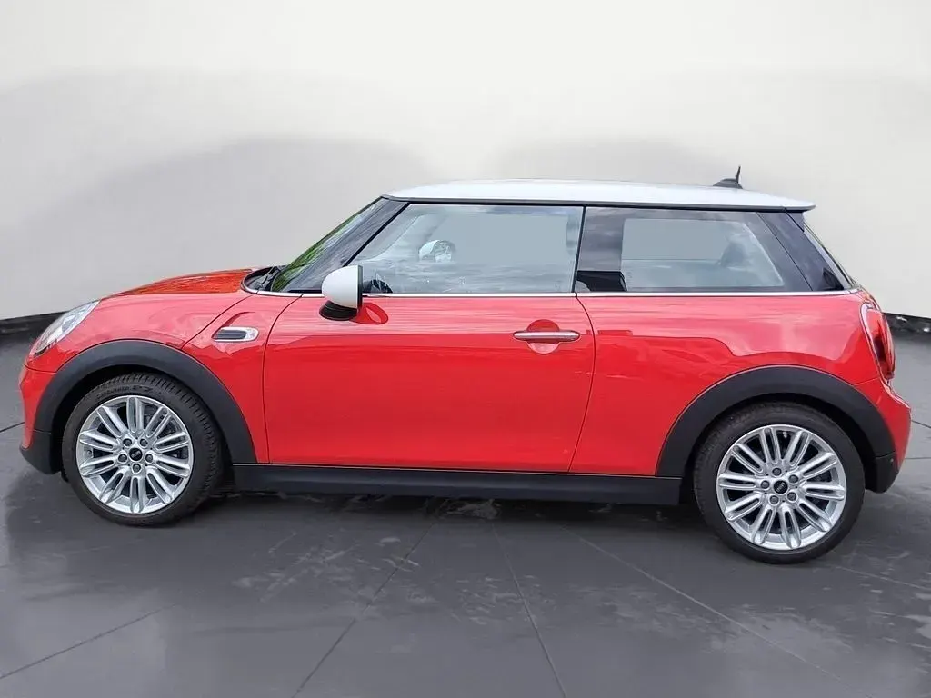 Gebraucht Mini Cooper 136 PS (100 kW) 2018 Rot Kleinwagen