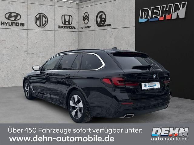 Gebraucht BMW 520 190 PS (139 kW) 2023 Schwarz Kombi