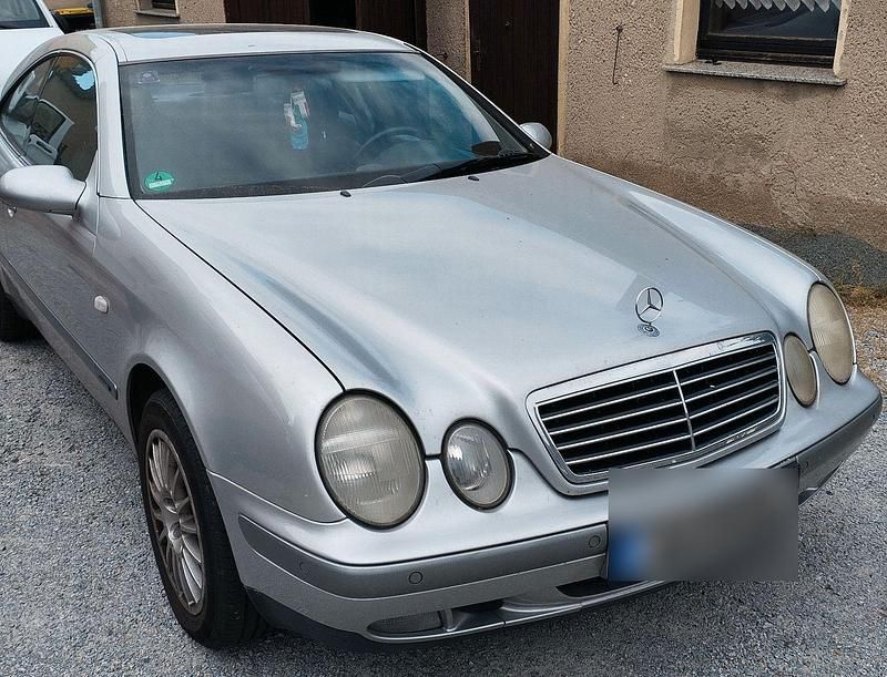 Gebraucht Mercedes CLK320 Elegance 218 PS (160 kW) 1997 Silber Coupé