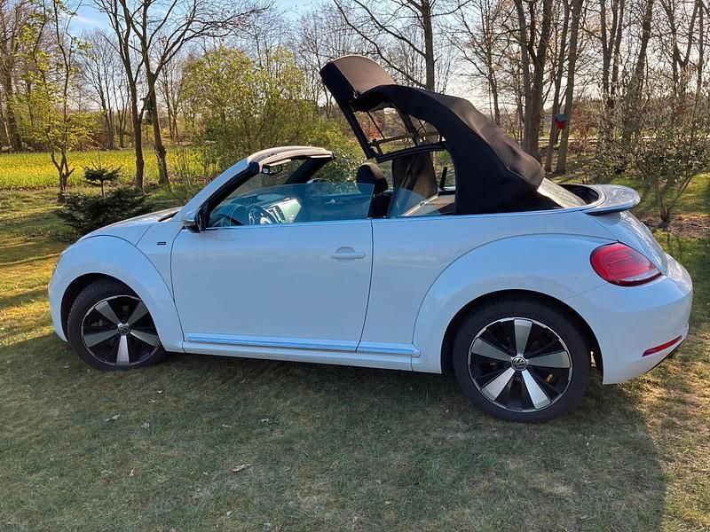 Gebraucht VW Beetle Allstar 105 PS (77 kW) 2017 Weiß Kleinwagen