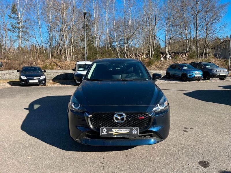 Neu Mazda 2 Homura-Line 90 PS (66 kW) 2025 Blau Limousine