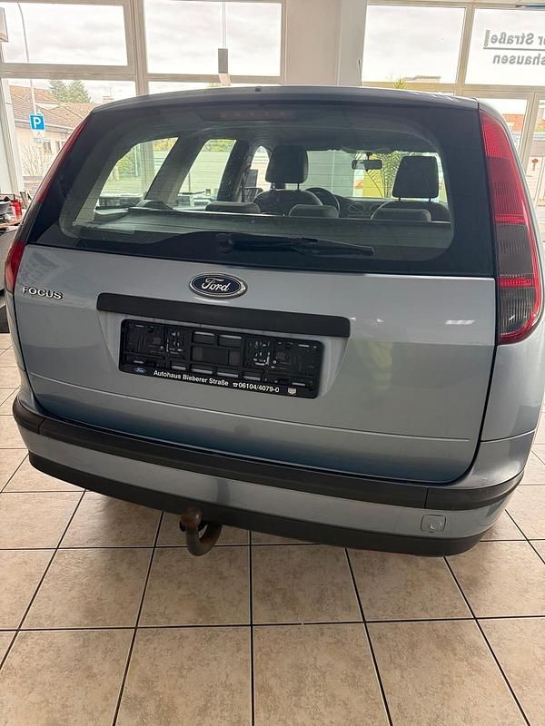 Gebraucht Ford Focus Fun X 145 PS (106 kW) 2006 Blau Kombi