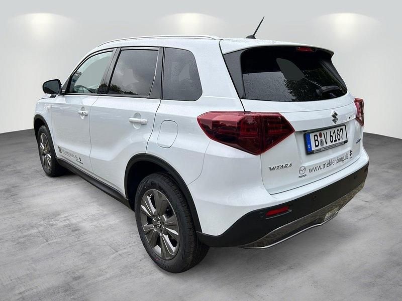 Gebraucht Suzuki Vitara 2025 Cool white pearl met. SUV