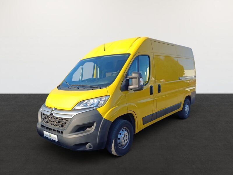 Ginstergelb Gebraucht 2020 Citroën Jumper Van / Kleinbus | 20.490 € (Guter Preis) - Bild 1/4