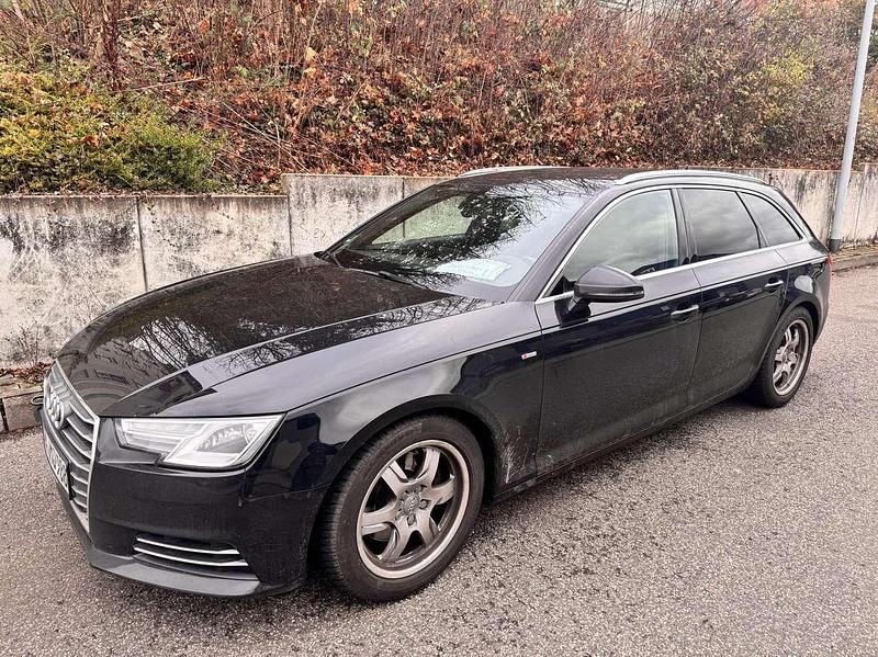 Schwarz Gebraucht 2016 Audi A4 S-Line Kombi | 8.250 € (Superpreis) - Bild 1/4