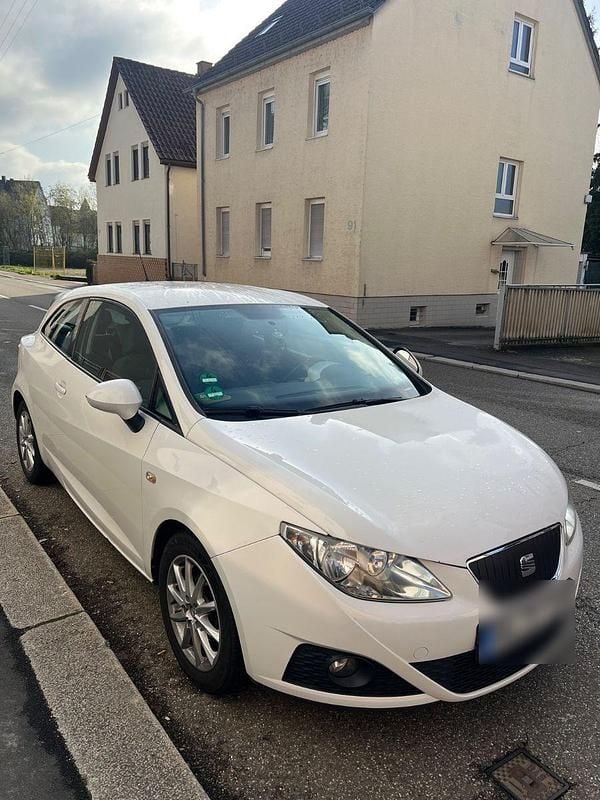 Gebraucht Seat Ibiza 75 PS (55 kW) 2011 Weiß Limousine