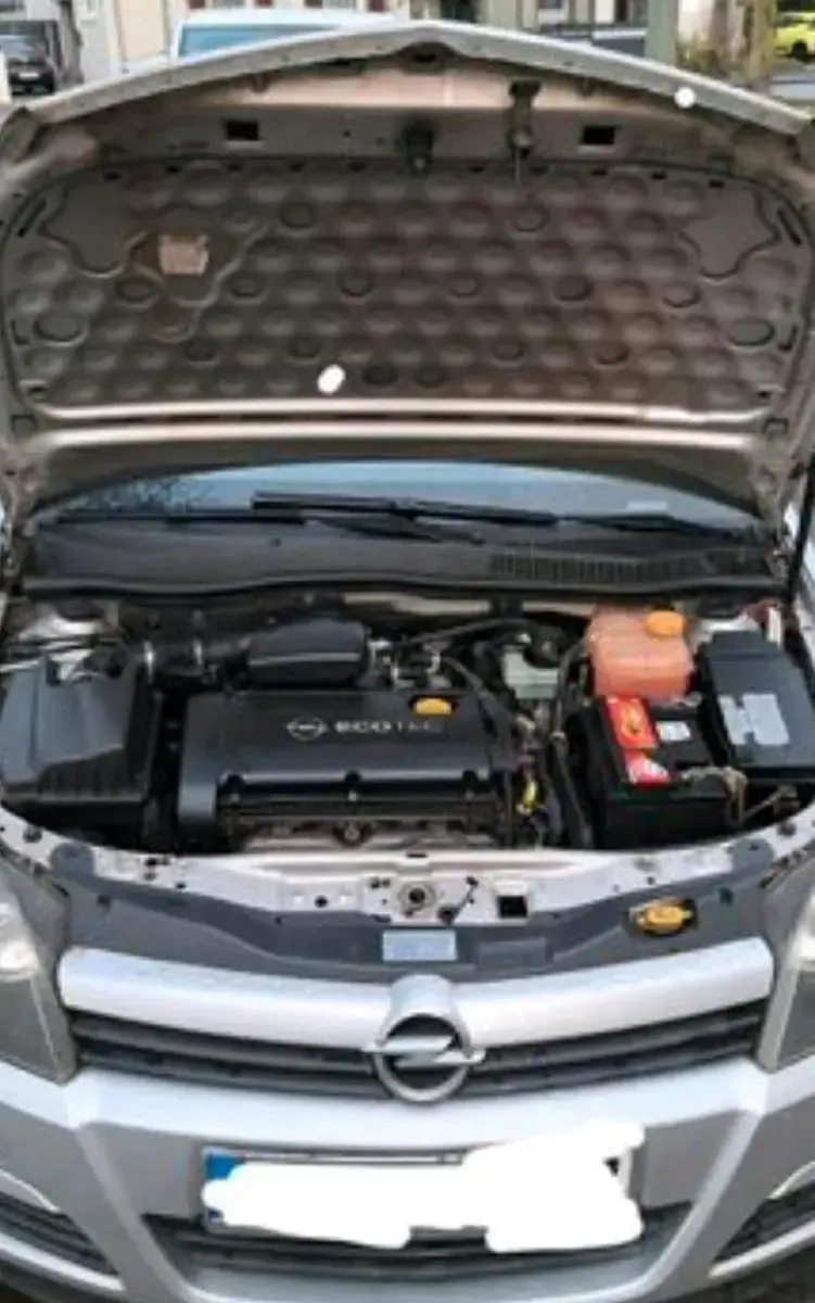 Gebraucht Opel Astra 105 PS (77 kW) 2005 Grau Kleinwagen